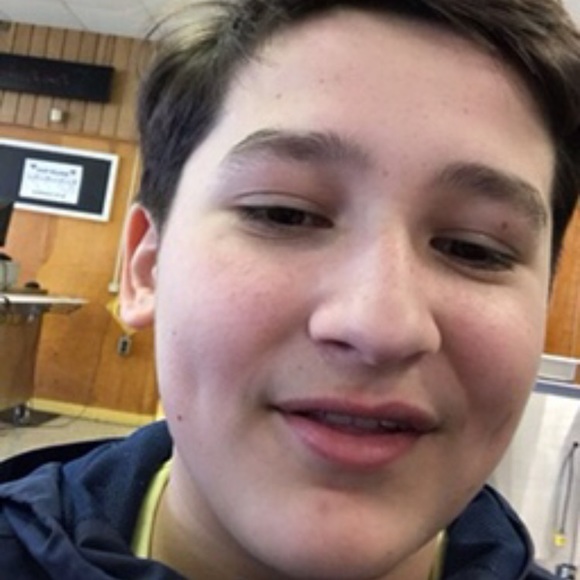 Meet your Posher, Eddie - Picture 7 of 15